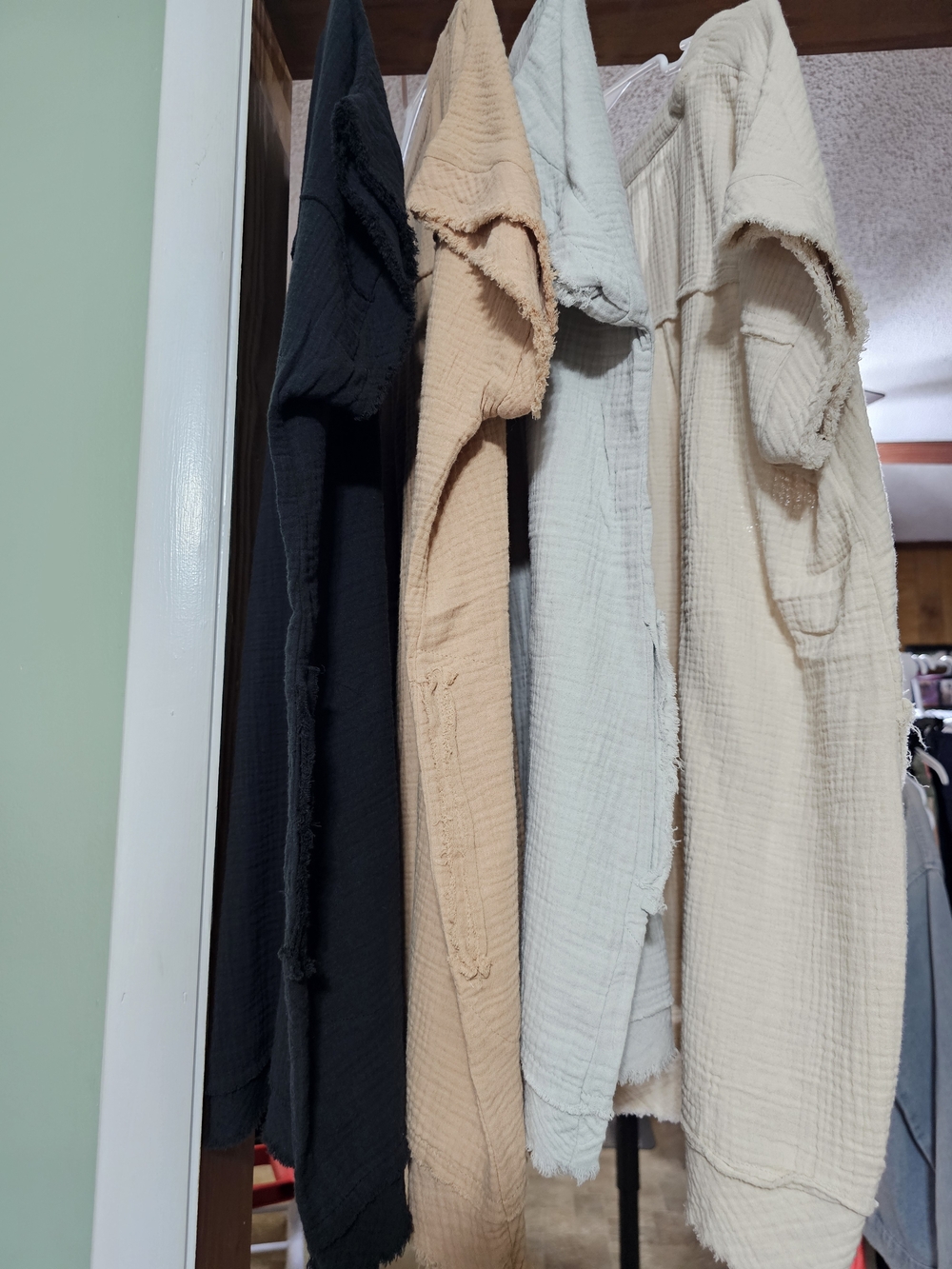 NWOT Zenana Bundle of 6 Women’s Textured Lightweight Top